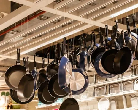 Non-Stick Eating, Garlic Milk and Striped Cattle Excel at This Year's Ig Nobel Honors